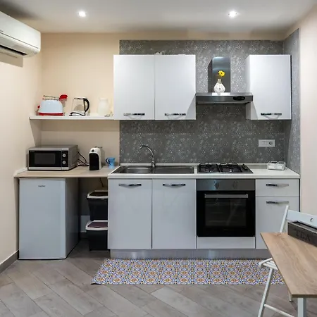 Apartment Mare Chiaja *